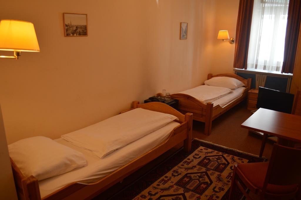 Twin Room Extra Bed,1652764872:JPEG