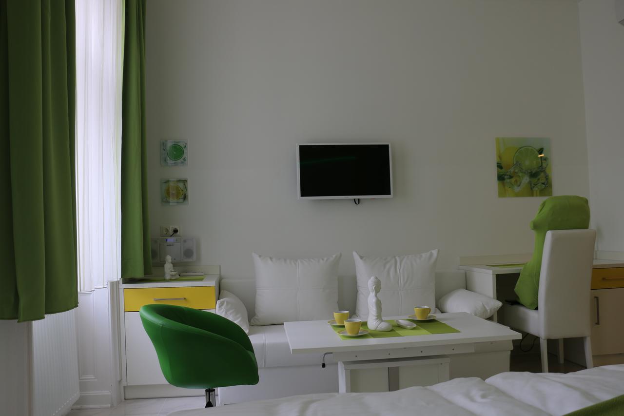 Studio avec Baignoire Spa