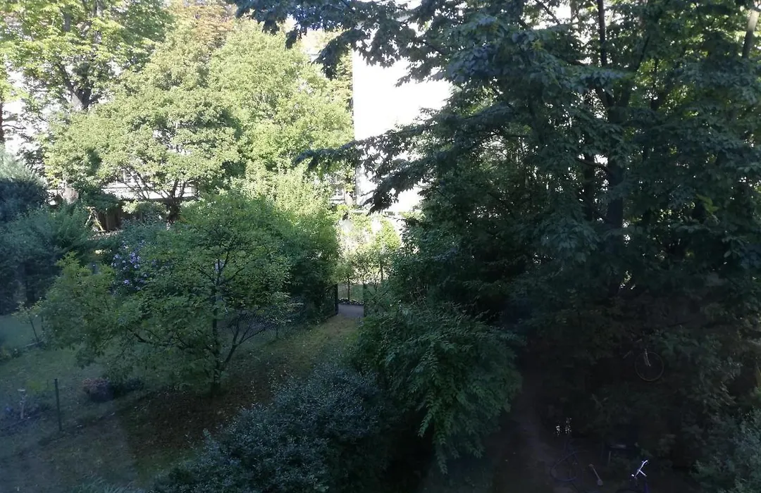 Room In Maisonette With Garden, Parking Place-1